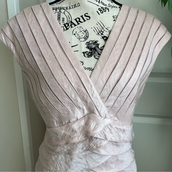 Adrianna Papell V-Neck Tiered Sleeveless Cocktail Dress Pink Sz 14 - Picture 3 of 16